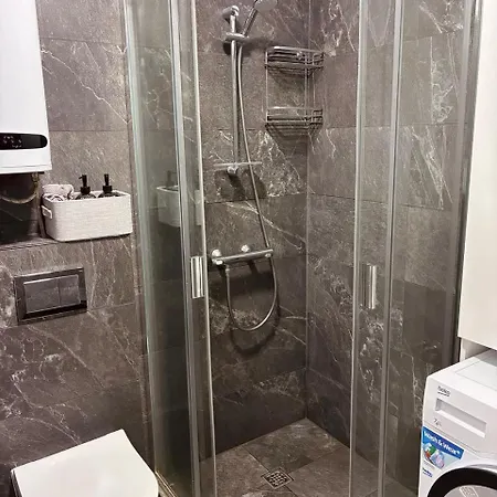 Near Mr Bricolage דירה וארנה