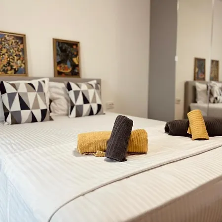 Near Mr Bricolage Apartman